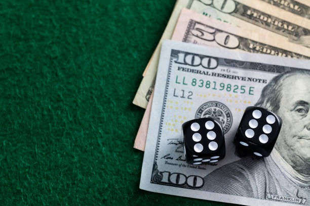 Live roulette table on bet88 slot with dealer and betting layout